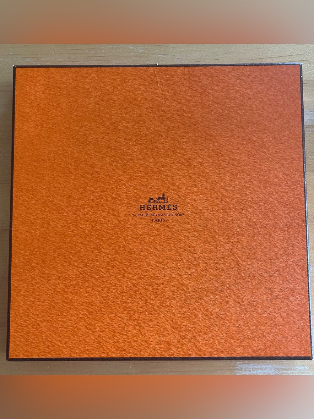 HERMES “Qu'importe le Flacon “ 90 100% Silk Scarf Perfume Bottle I Box Included - Picture 2 of 3